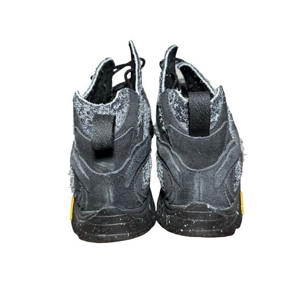 Merrell Men\'s Black Hiking Boots size 14